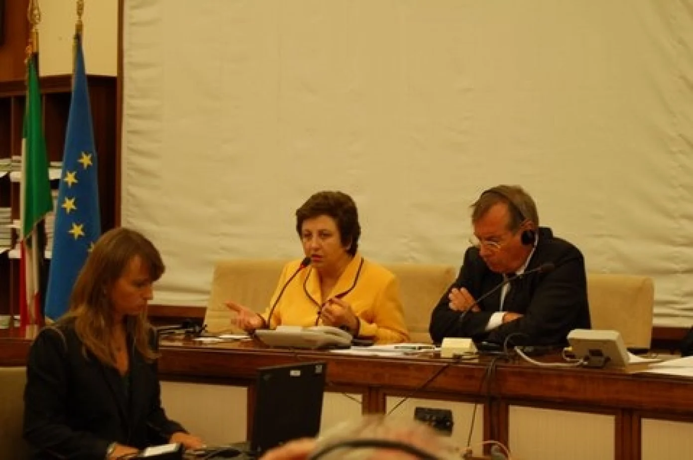 img_1360_roma_7_luglio_audizione_di_shirin_ebadi_premio_nobel_per_la_pace_alla_commissione_diritti_umani_del_senato_allegato_resoconto_e_rassegna_stampa.jpg